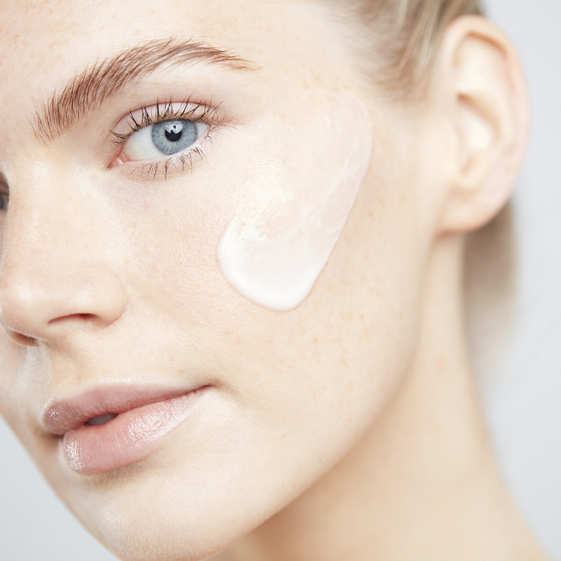 Artikli/50155_ULTRA_SMART_Pro-Collagen_Complex12_Serum_Applicationx1500