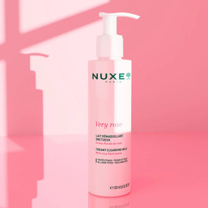 VERY ROSE CLEANSING MILK, 200 ml 