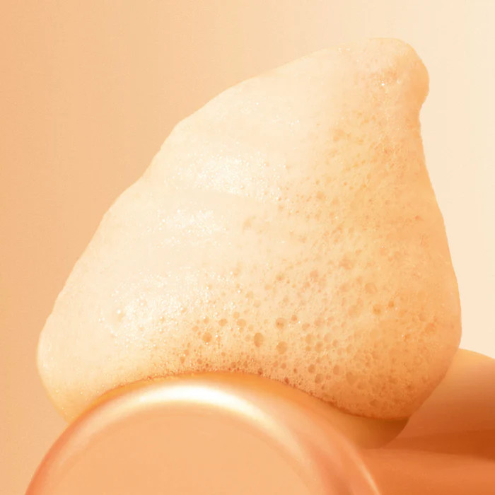 Artikli/VN065601_VIEW_4-MOISTURIZING-SELF-TANNING-MOUSSE_TEXTUREx2000_25fe819f-caee-430f-8