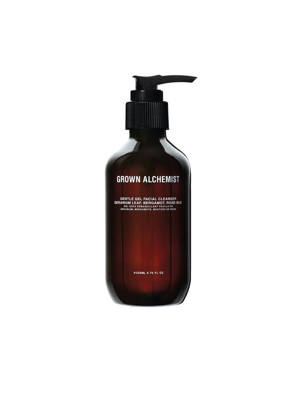 proizvodi-za-ciscenje-obraza/GRA0013-Gentle-Gel-Facial-Cleanser-Geranium-Leaf_-Bergamot_-R