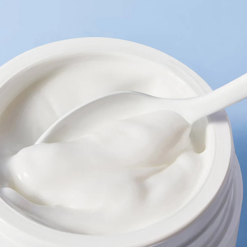 vlazilna-nega/VN062302-CREME_FRAICHE-BLANC-CREME_RICHE-FERME-50ml-2000x2000cdaeb-e4a2
